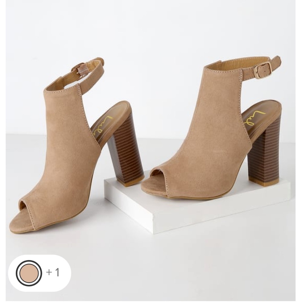 NWOT Lulu’s Suede Peep Toe Booties